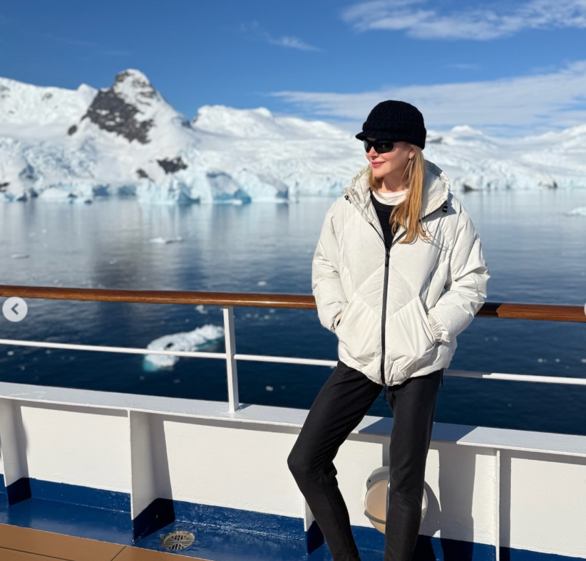 Ніколь Кідман разом з доньками-підлітками відвідала Антарктиду